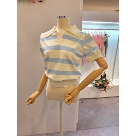 슬릿 카라 스트라이프 니트