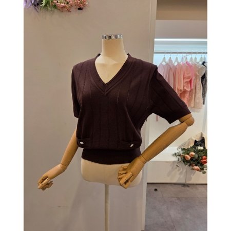 브이넥 줄 니트