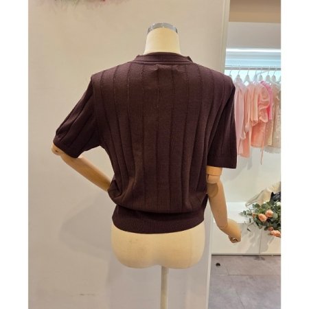 브이넥 줄 니트