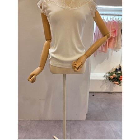 레이스 브이넥 니트