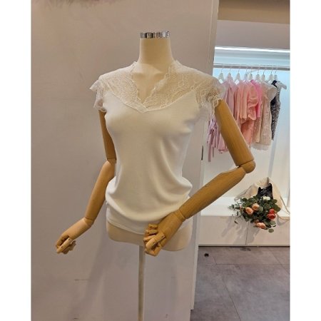 레이스 브이넥 니트