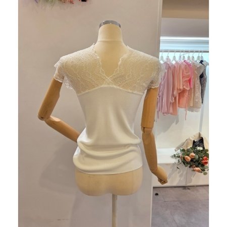 레이스 브이넥 니트