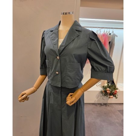 볼륨소매 투버튼 자켓