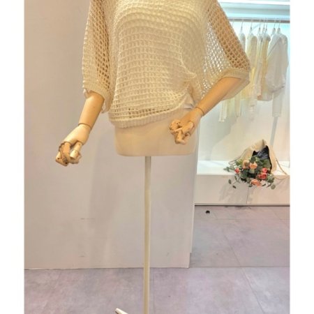 보트넥 그물 니트