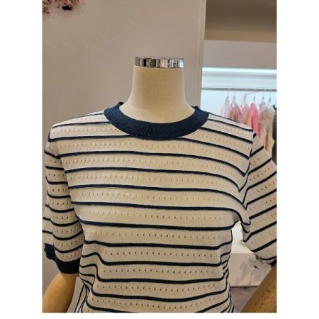 스트라이프 라운드넥 티셔츠