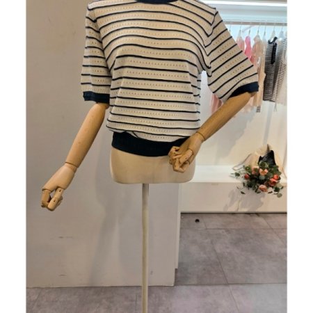 스트라이프 라운드넥 티셔츠