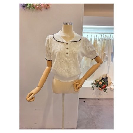 라운드카라 티셔츠