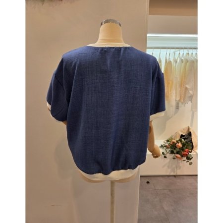 배색포인트 프린팅 티셔츠