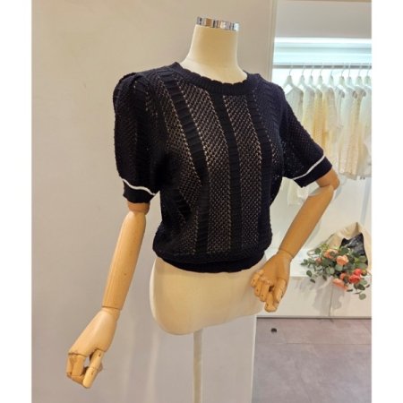 물결 배색 펀칭 니트