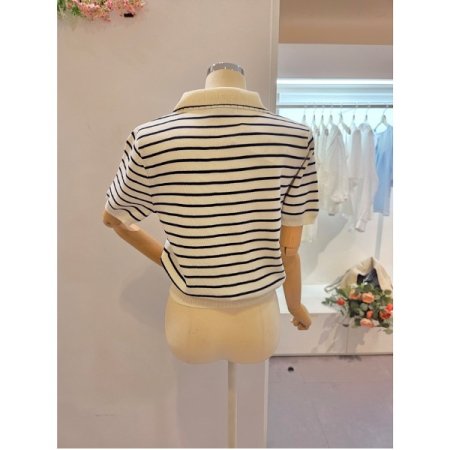 슬릿 카라 스트라이프 니트