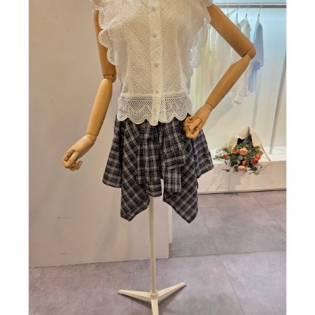 양 어깨 레이스 블라우스