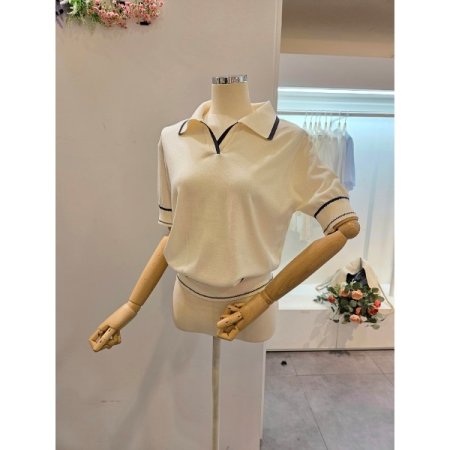 배색 카라 슬릿 니트