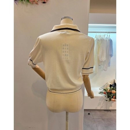 배색 카라 슬릿 니트