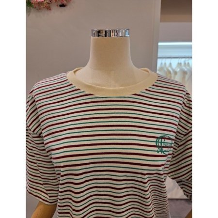 오버핏 레터링 스트라이프 티셔츠