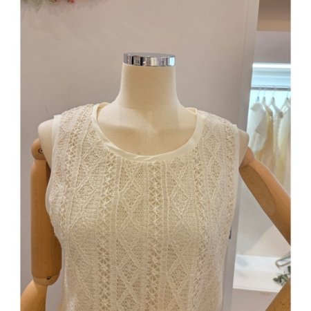 레이스 민소매 탑