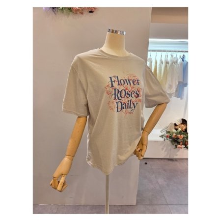 플라워레터링 라운드 티셔츠