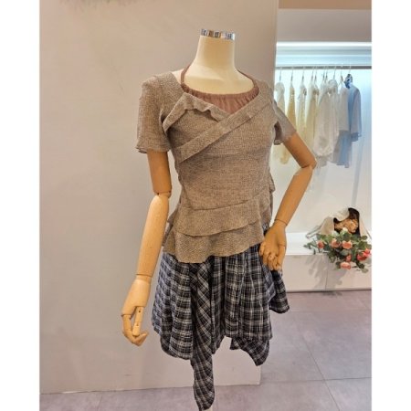 배색 옆끈 프릴 니트