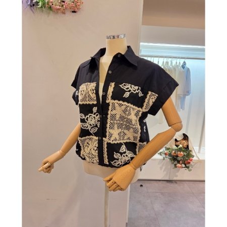 레이스자수 캡소매 셔츠