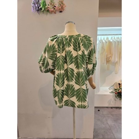 5부소매 야자잎 블라우스