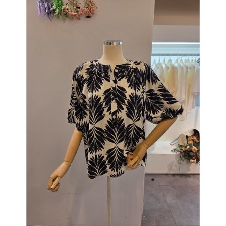 5부소매 야자잎 블라우스