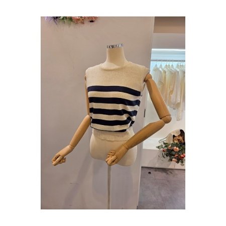 스트라이프 민소매 니트