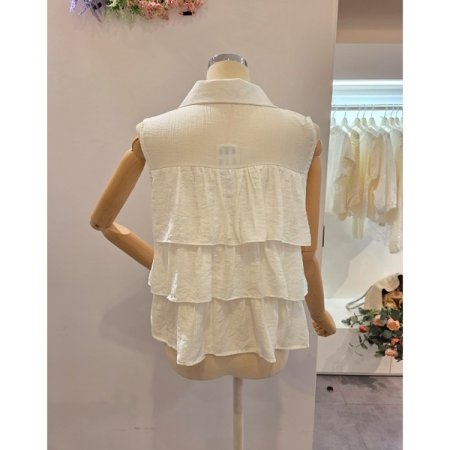 캉캉 프릴 민소매 블라우스