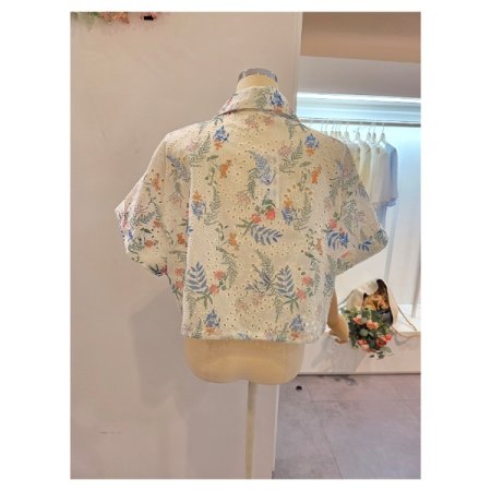 루즈핏 펀칭 카라 셔츠