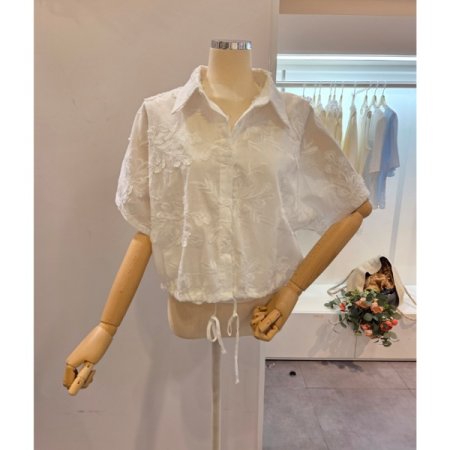 꽃 자수 스트링 블라우스