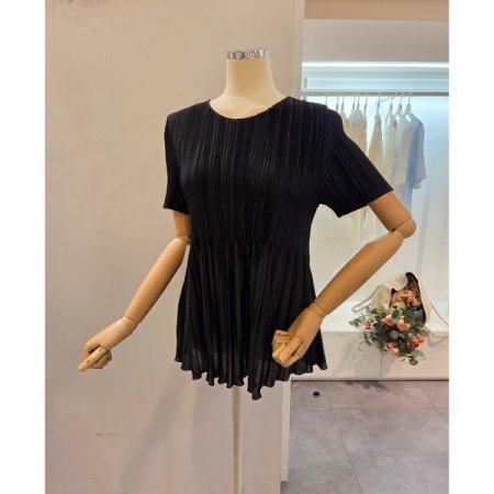 플리츠 라운드 블라우스