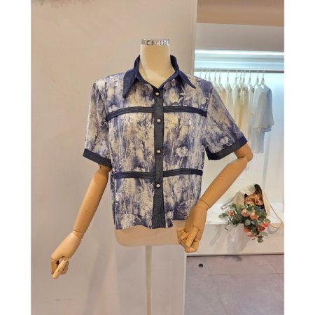 배색 프린트 카라 블라우스