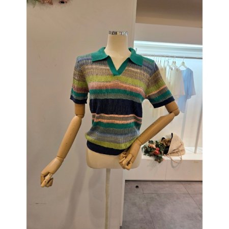 컬러 슬릿 카라 니트