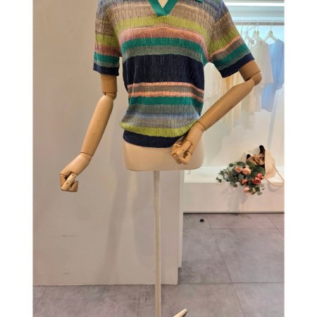 컬러 슬릿 카라 니트