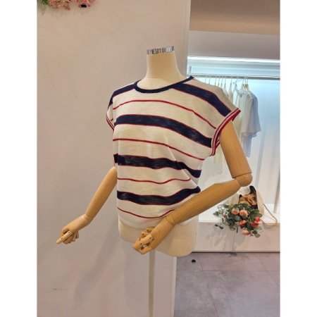 캡소매 스트라이프 라운드 니트