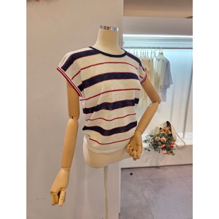 캡소매 스트라이프 라운드 니트