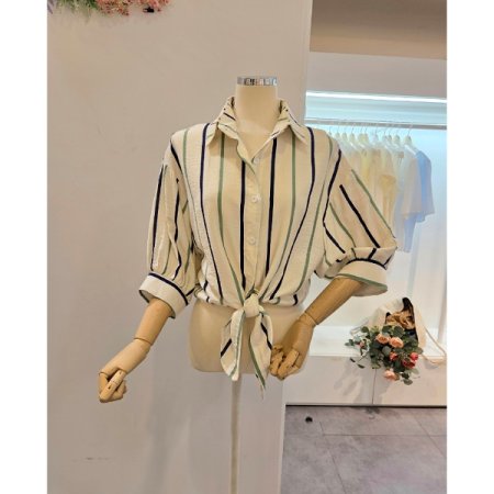 카라 스트라이프 블라우스