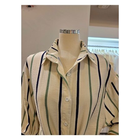 카라 스트라이프 블라우스