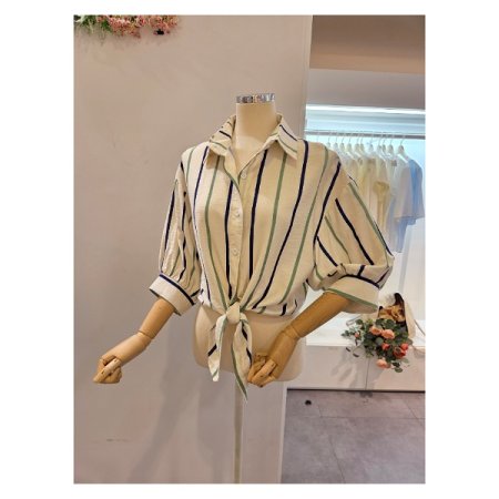 카라 스트라이프 블라우스