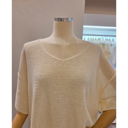 브이넥 루즈핏 니트