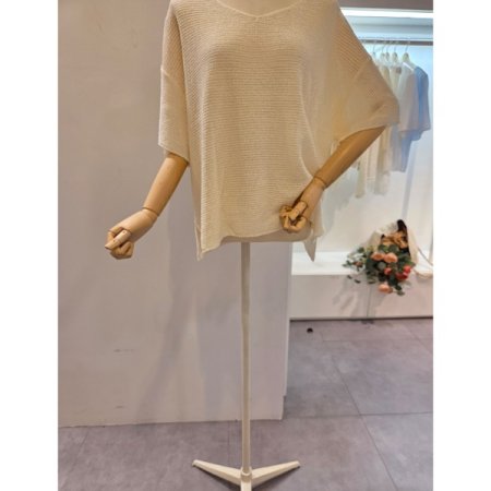 브이넥 루즈핏 니트