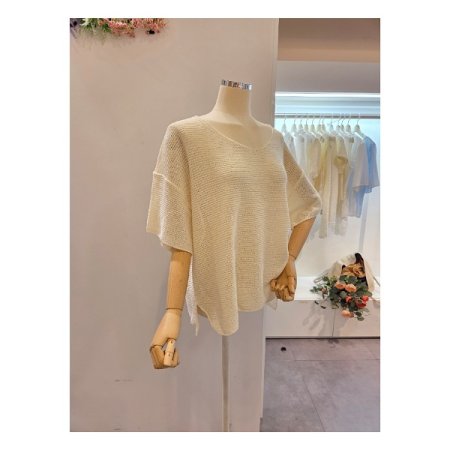 브이넥 루즈핏 니트