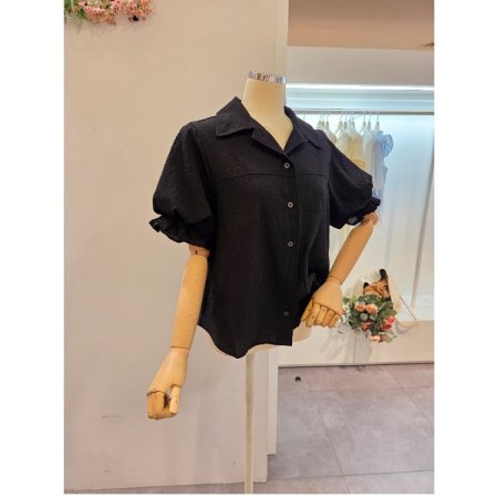 퍼프셔링 소매 카라 블라우스