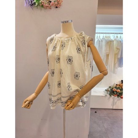 문양 라운드 민소매 블라우스