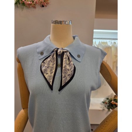 스카프 민소매 니트