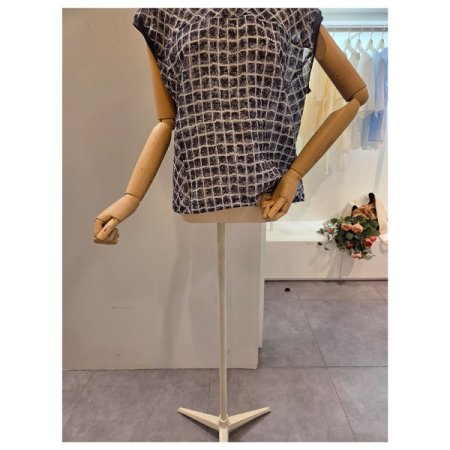 격자무늬 민소매 티셔츠