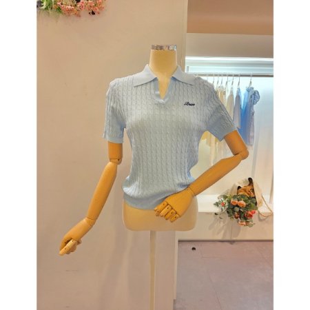 슬릿 카라 꽈배기 니트