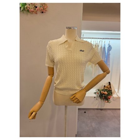 슬릿 카라 꽈배기 니트