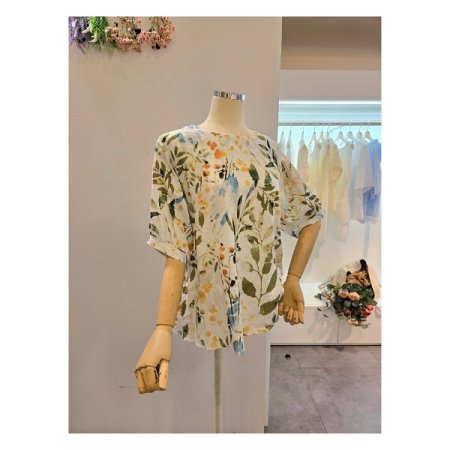 나뭇잎 프린트 라운드 블라우스