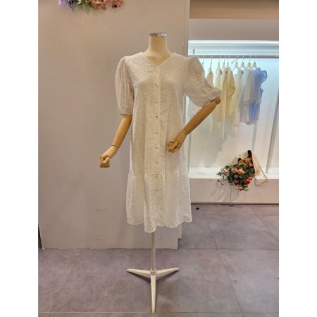 펀칭 브이넥 원피스