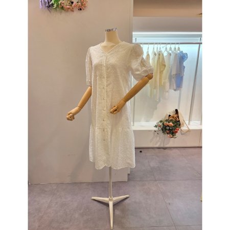 펀칭 브이넥 원피스