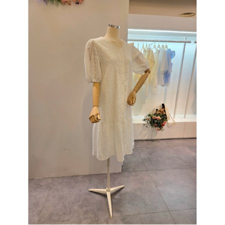 펀칭 브이넥 원피스